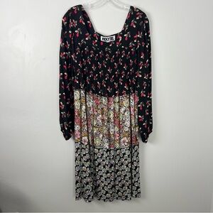Vicky Tiel Black Floral Tiered Dress Smocking